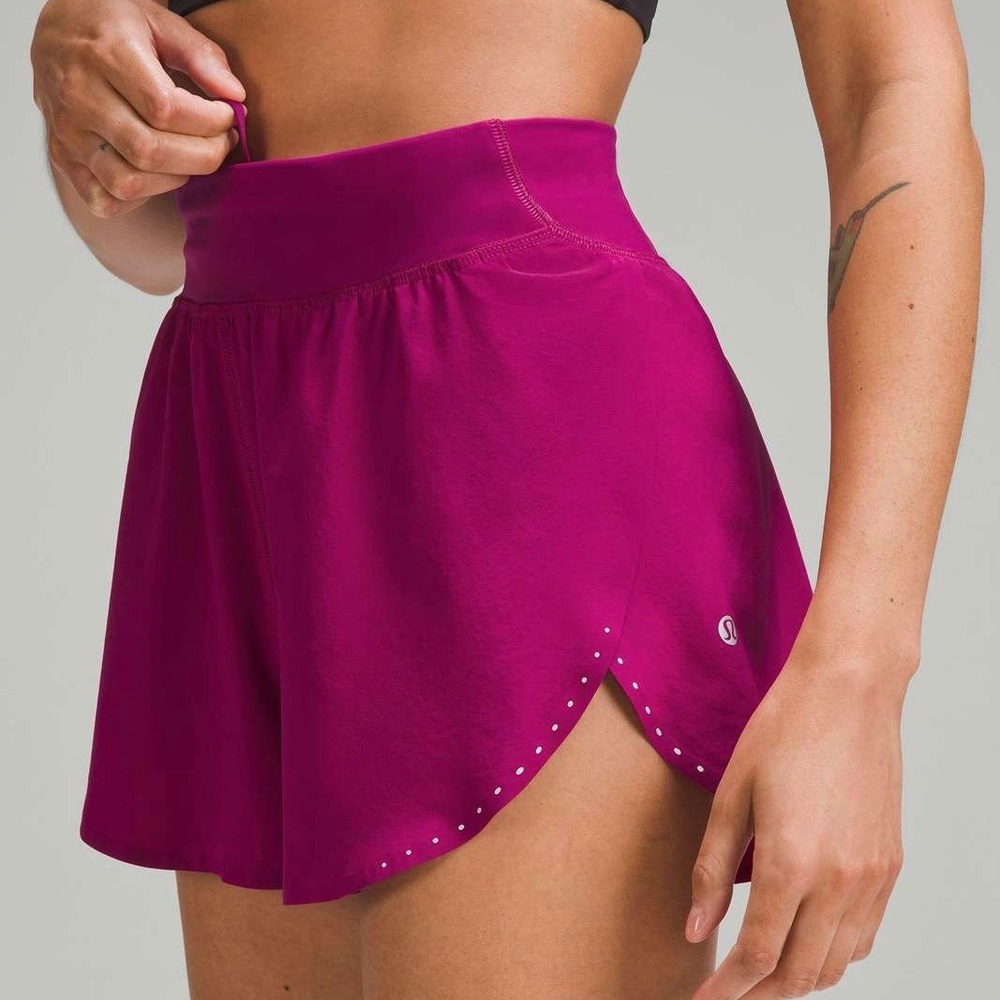 Lululemon Fast and Free Reflective High-Rise Short 3" Size 2 Magenta Purple